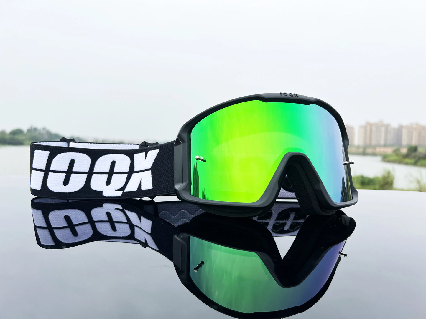 Masque Ski et Moto style 100%